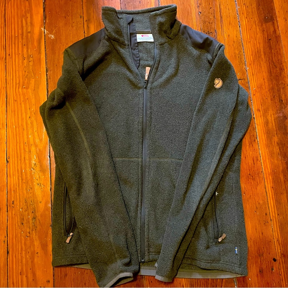 Fjallraven men’s sten fleece, olive, M, full zip.